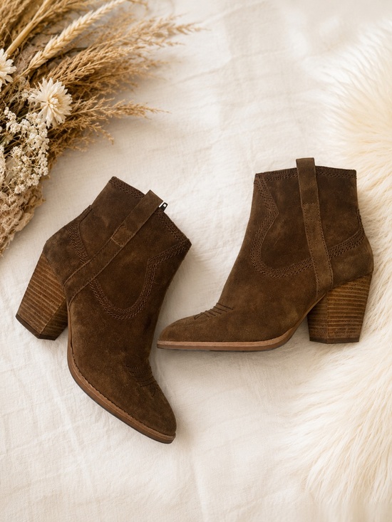Jeffrey Campbell Shoes - Jeffrey Campbell Brown Suede Western Block Heel Ankle Boots size 8.5 Women’s